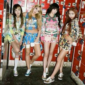 韩星敏智退出2ne1, 揭秘2ne1组合成员都有谁敏智退出原因是什么?