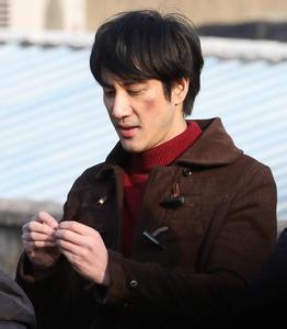 王力宏晒二胎B超撇下妻女赴内地,王力宏为何找李靓蕾