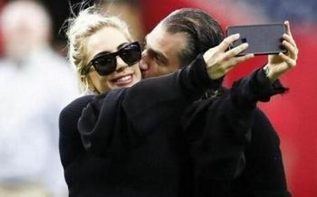 LadyGaga¾ѿ˹ٰŵ, ŵǰ޶Ƭ
