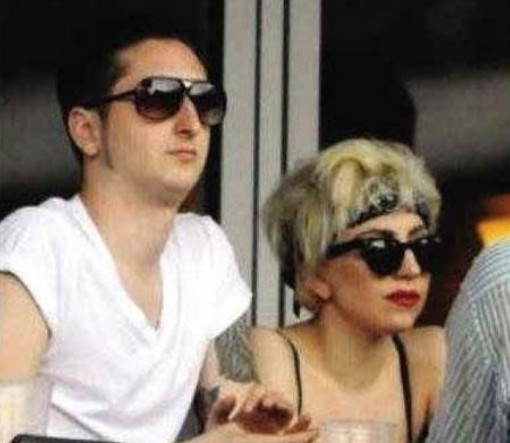LadyGaga¾ѿ˹ٰŵ, ŵǰ޶Ƭ