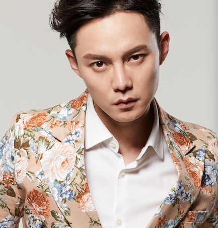 尹正张蓝心恋情曝光!深夜缠绵视频图,两人何时在一起的身高差多少