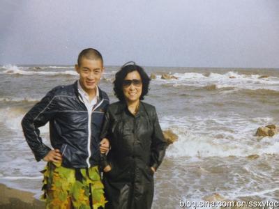 西游记导演杨洁去世得什么病多大了?杨洁与师徒四人不和闹掰内幕