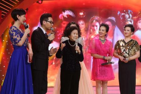 西游记导演杨洁去世得什么病多大了?杨洁与师徒四人不和闹掰内幕