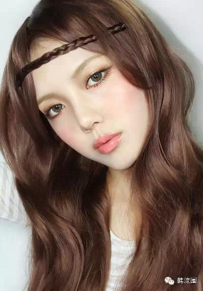 美妆博主pony5月结婚视频男友是谁?pony化妆为何那么好素颜照对