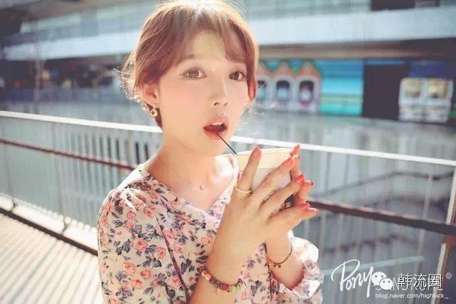 美妆博主pony5月结婚视频男友是谁?pony化妆为何那么好素颜照对