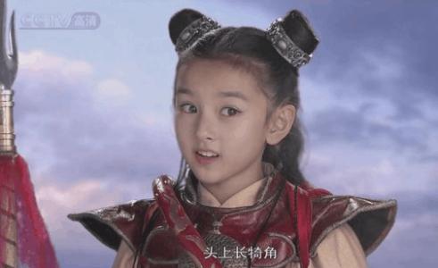 宋组儿妈妈是谁照片做什么工作的,宋祖儿和表姐舒畅取关不和内幕