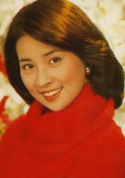 成龙为什么讨厌吴绮莉是因为林凤娇?吴绮莉是怎么怀孕的揭秘