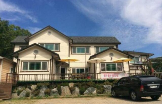 李钟硕在韩国算一线吗收入多少? 深扒李钟硕家庭背景资料