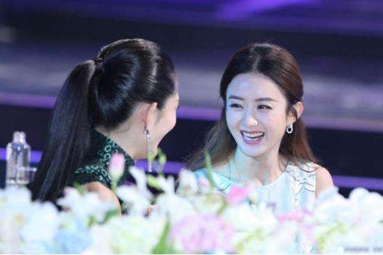 赵丽颖儿子干爸妈身份曝光出乎意料 干妈竟然不是大哥谢娜而是她