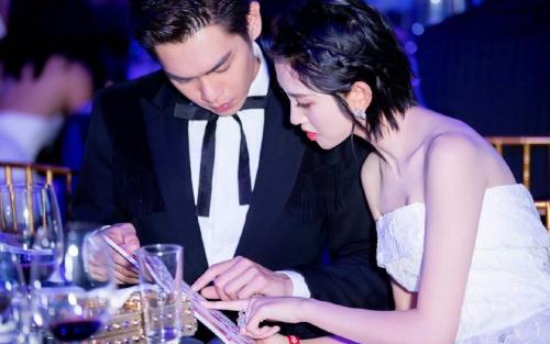 张若昀父亲遭曝光他父亲是谁是干什么的?曝张若昀家庭背景资料