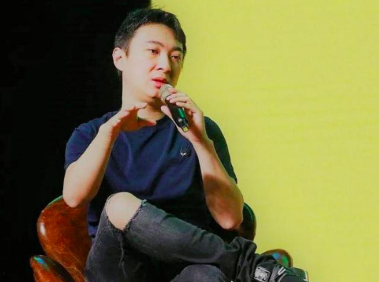 王思聪怒怼花千芳是怎么回事?有钱也不用牛逼到这个份上吧