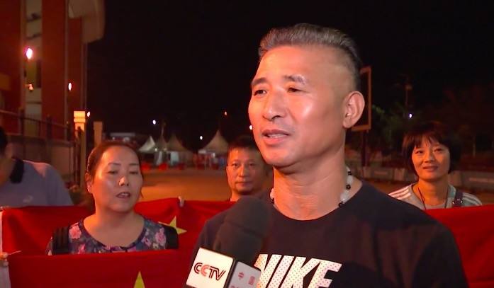 韦世豪父母是做什么的脾气大被指遗传?韦世豪恒大年薪多少有钱吗