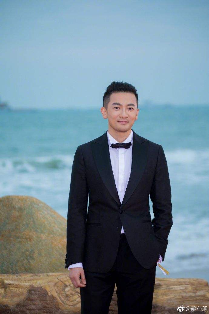 苏有朋妻子正面照首次曝光登热搜 苏有朋妈妈说赵薇可惜不是时候
