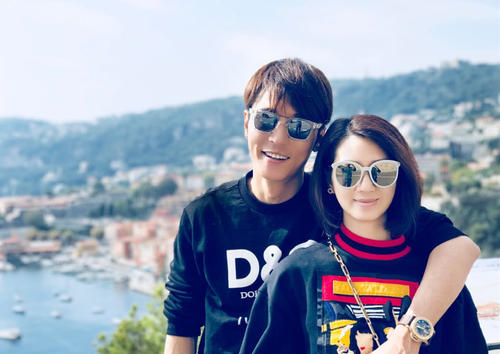 张丹峰爸妈反对洪欣怎么回事?张丹峰洪欣离婚了吗最新消息