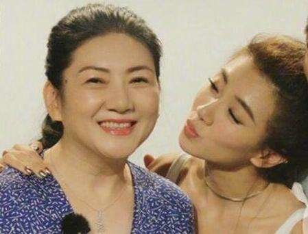 程晓玥妈妈什么病?程晓玥妈妈因病去世生前希望晓玥和郑恺修成正