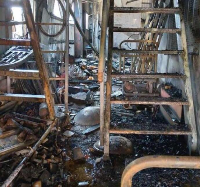陈志朋回应纵火事件 是意外还是“复仇”?
