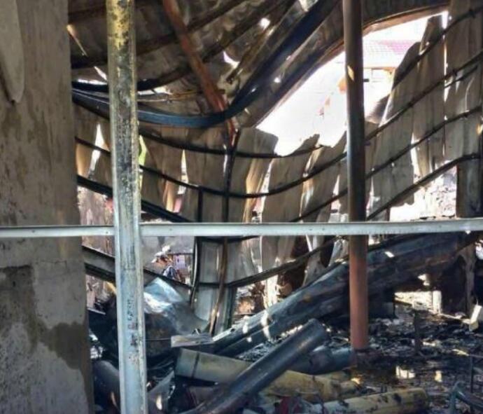 陈志朋回应纵火事件 是意外还是“复仇”?