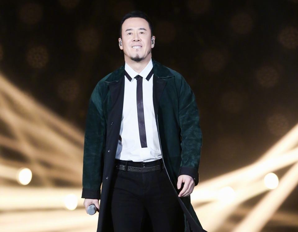 2019杨坤身价翻了十倍!歌手2019总冠军之夜到底让多少人翻了倍?
