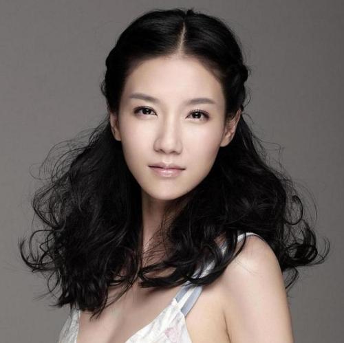 再爆出轨石锤杨烁王黎雯婚姻亮红灯 杨烁老婆个人资料大揭秘
