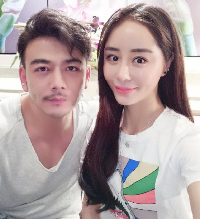 再爆出轨石锤杨烁王黎雯婚姻亮红灯 杨烁老婆个人资料大揭秘