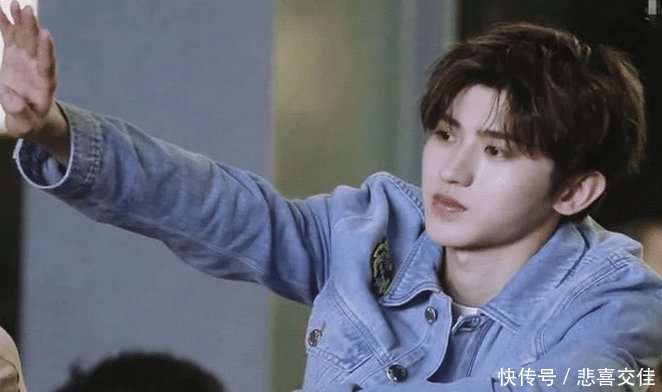 蔡徐坤为什么被点名被央视禁?为什么都在黑蔡徐坤真实内幕