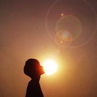 男人放不下你的表现都有哪些?这些表现就能看出男人是否还爱你
