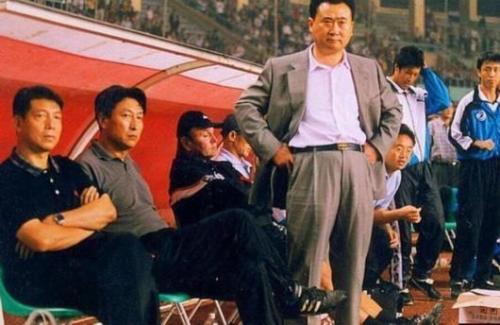 21年前王健林为何退出中国足坛有什么内幕?退出后为何现在又回来