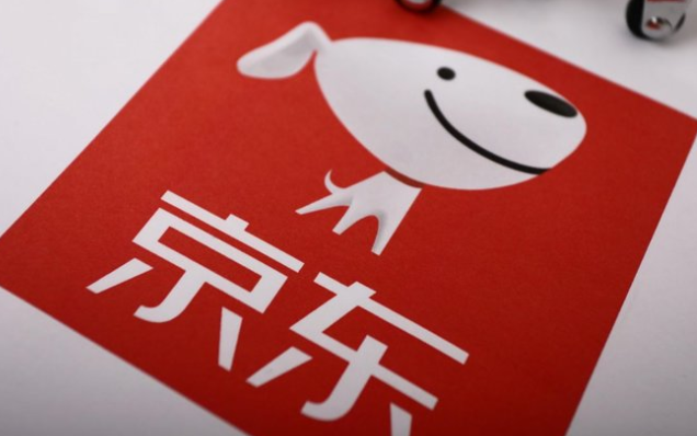 刘强东涉事女是谁和奶茶比谁漂亮 事发当日视频细节被曝光