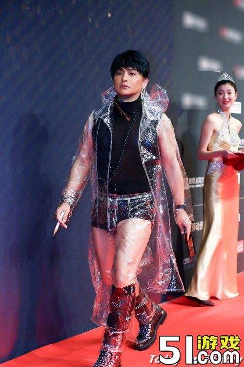 陈志朋晒“老婆”字样蛋糕是怎么回事?陈志朋结婚了吗老婆是谁