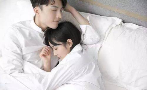 日久生情的表现经常聊天会日久生情真的吗 如何跟女人日久生情?