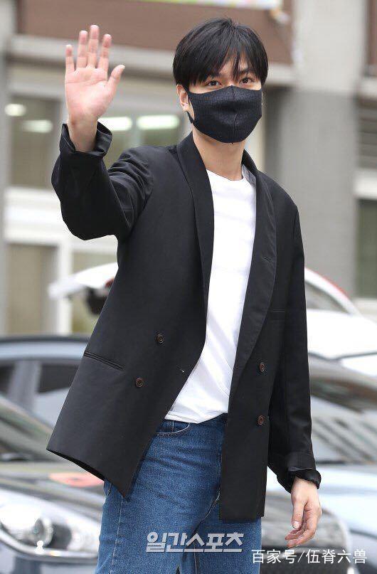 李敏镐正式退伍 李敏镐什么时候入伍的?李敏镐参军照曝光