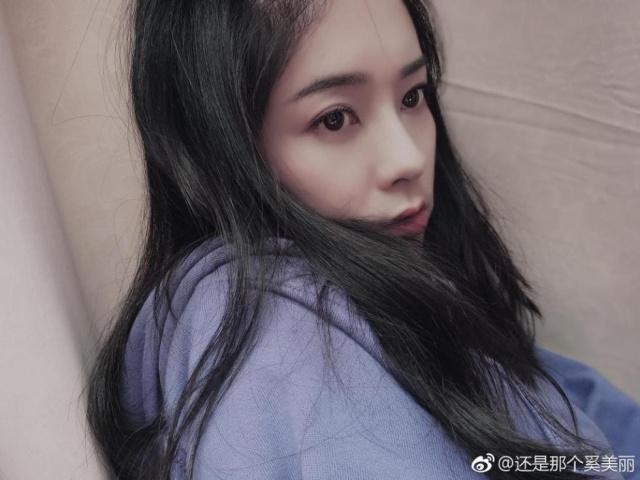 梁靖崑女朋友是谁大量高清美照曝光 赛场公开表白甜掉牙