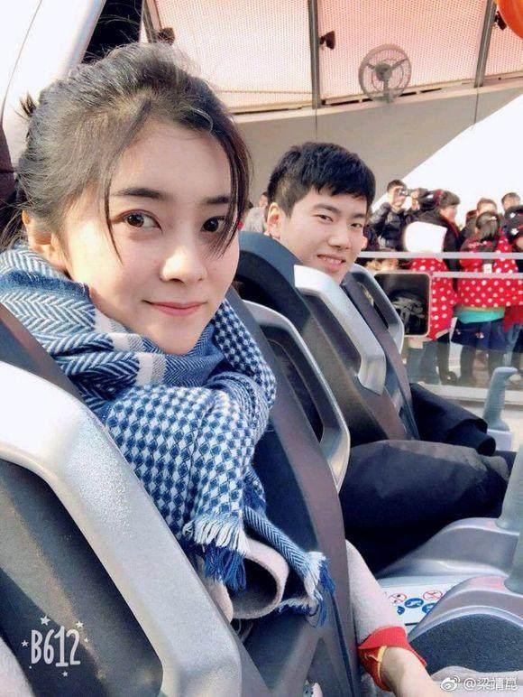 梁靖崑女朋友是谁大量高清美照曝光 赛场公开表白甜掉牙