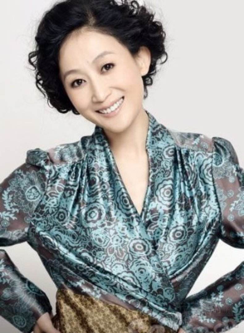 陈瑾的现任丈夫是谁是富豪吗?陈瑾的儿子和倪大红有什么渊源?