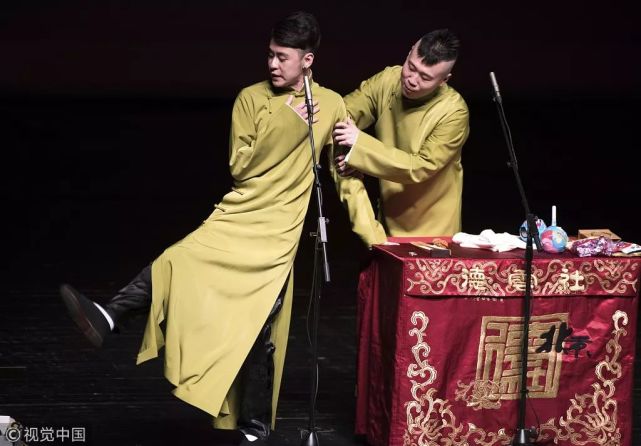 张云雷坠楼真相到底是什么?张云雷人品差在圈内公认了是真的吗?
