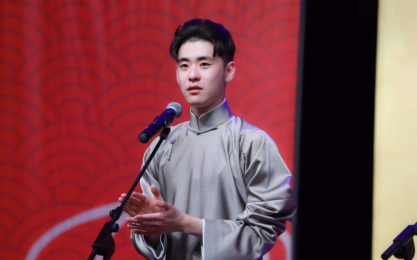 张云雷坠楼真相到底是什么?张云雷人品差在圈内公认了是真的吗?