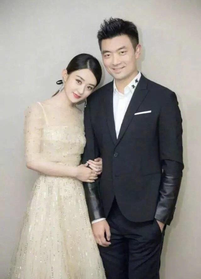 赵丽颖微博取关前经纪人黄斌 两人疑似开撕?