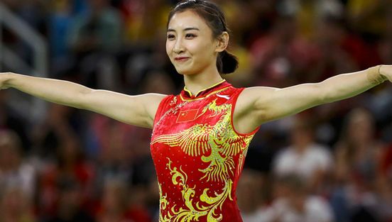 何雯娜官宣新恋情发布时间太甜蜜 男友身份神秘和李辰什么关系?