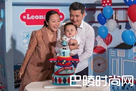 保剑锋刘诗诗吻戏曝光 保剑锋现状现任老婆是谁图片背景
