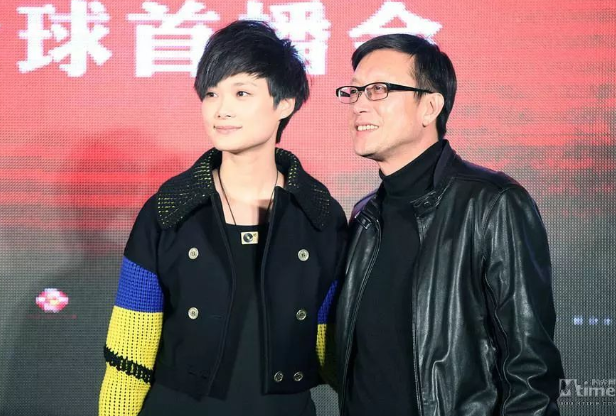 李宇春香港豪宅曝光奢华内景让人窒息!刘伟强掷千金送乔迁礼!
