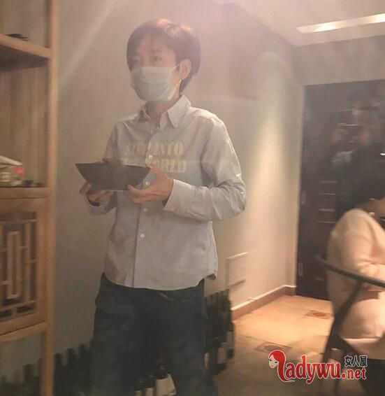 许飞结婚了吗?许飞为什么欠债?超级女声许飞现状