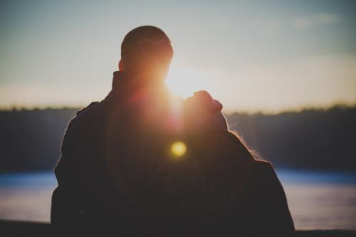 男人想放弃婚姻的表现有哪些?要知道婚姻里男人这样最可怕