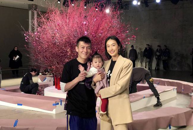 余文乐为儿子庆生为什么被骂的那么惨?到底是情商低还是真的自私