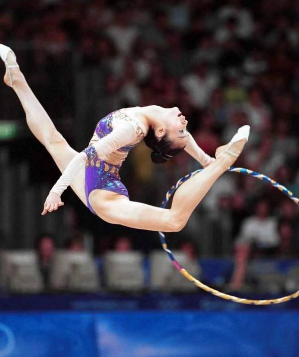 传刘璇怀二胎近况曝光身家上亿 相爱多年刘璇被老公王弢宠上了天