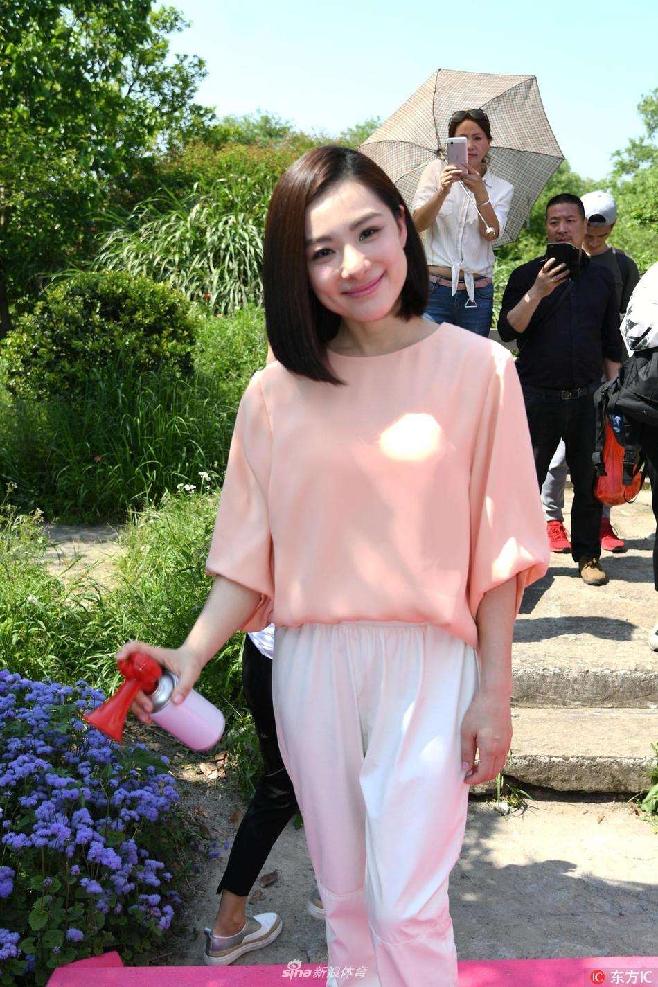 传刘璇怀二胎近况曝光身家上亿 相爱多年刘璇被老公王弢宠上了天