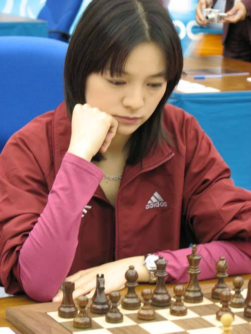 象棋皇后诸宸老公很有钱传闻是卡塔尔王子?诸宸老公一夫多妻真假