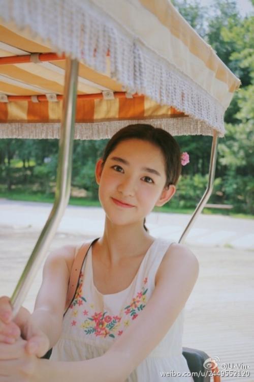 王玉雯八卦和肖战谈恋爱了吗?王玉雯哪里人现在的男朋友是谁?