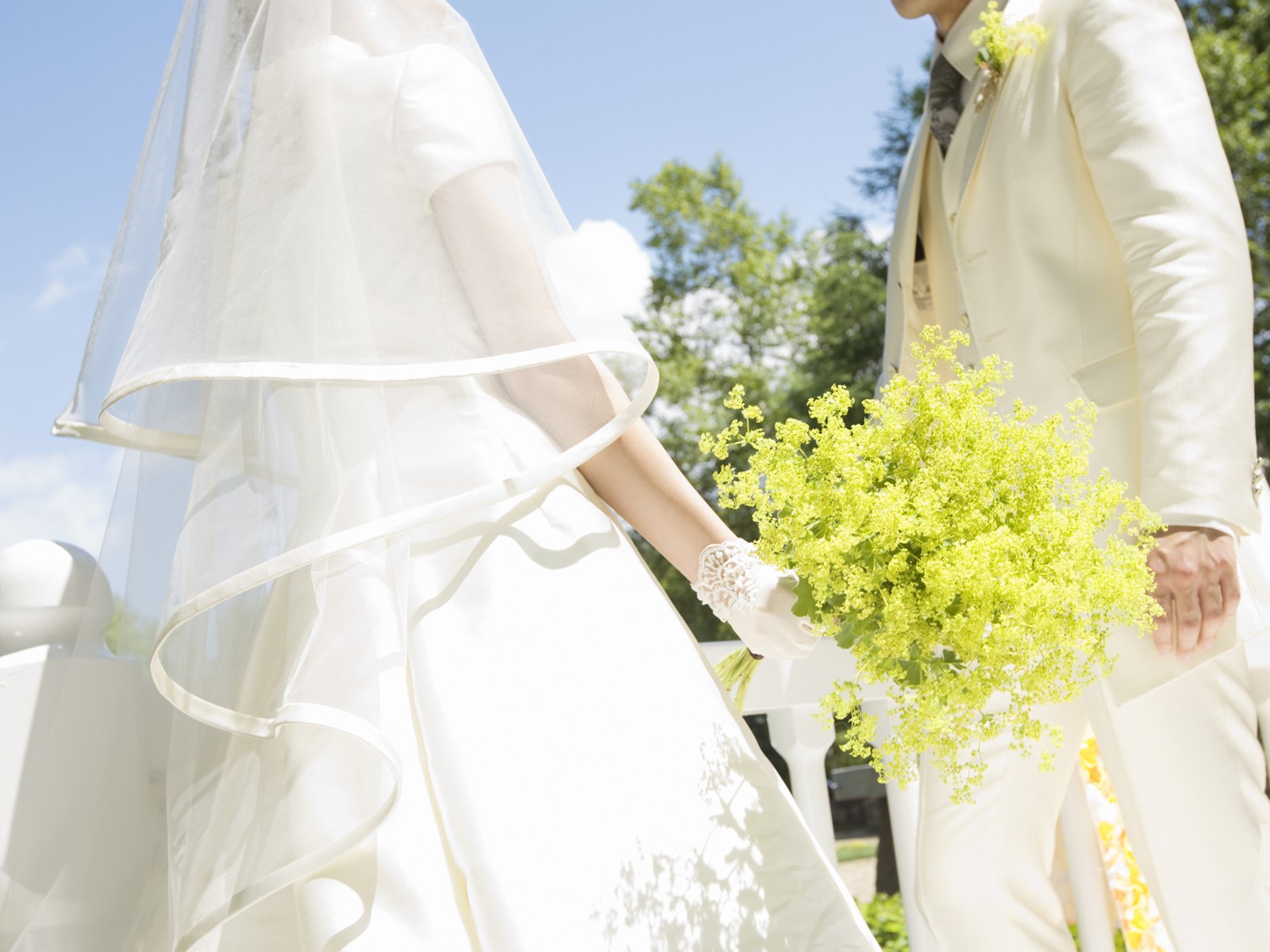 婚礼钢琴曲弹什么比较合适?婚礼上适合新娘弹的钢琴曲推荐