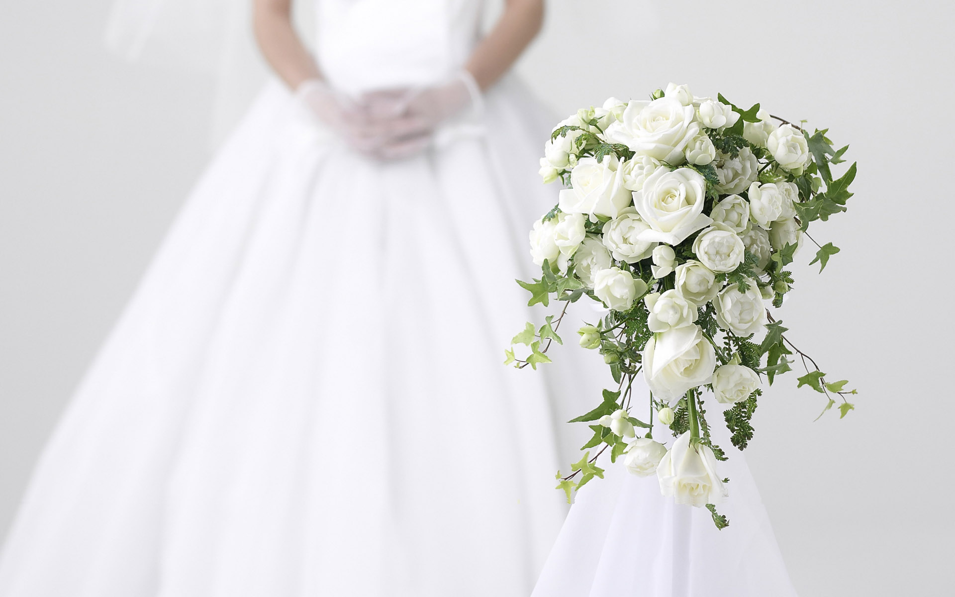 婚礼化妆师跟妆流程是什么?婚礼化妆师主要做什么一天价格多少