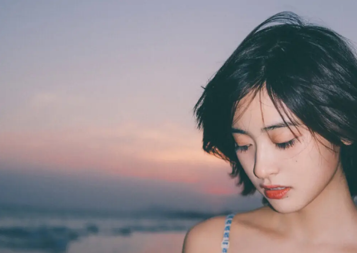 沈月是怎么当上演员的,沈月为什么会被力捧最近怎么了
